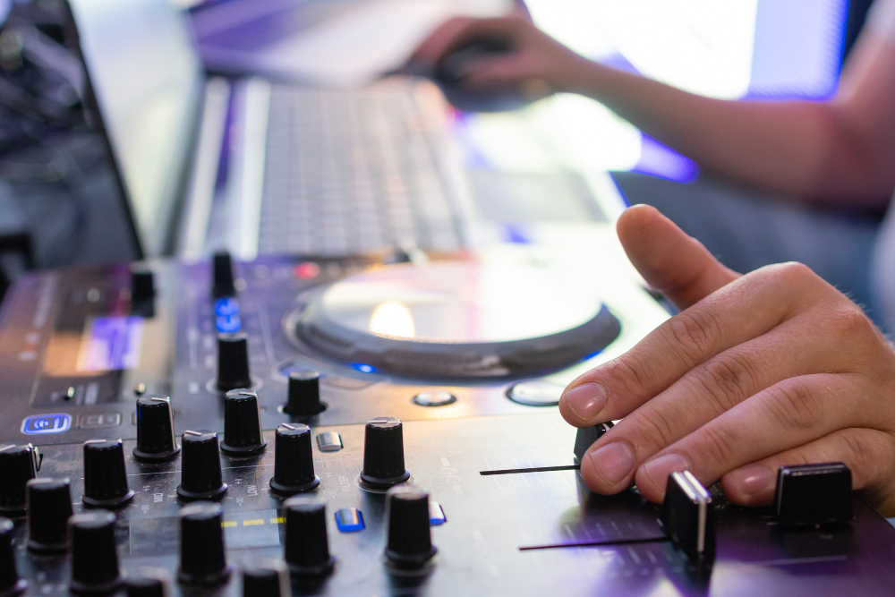 The Importance of Sound Design in DJing